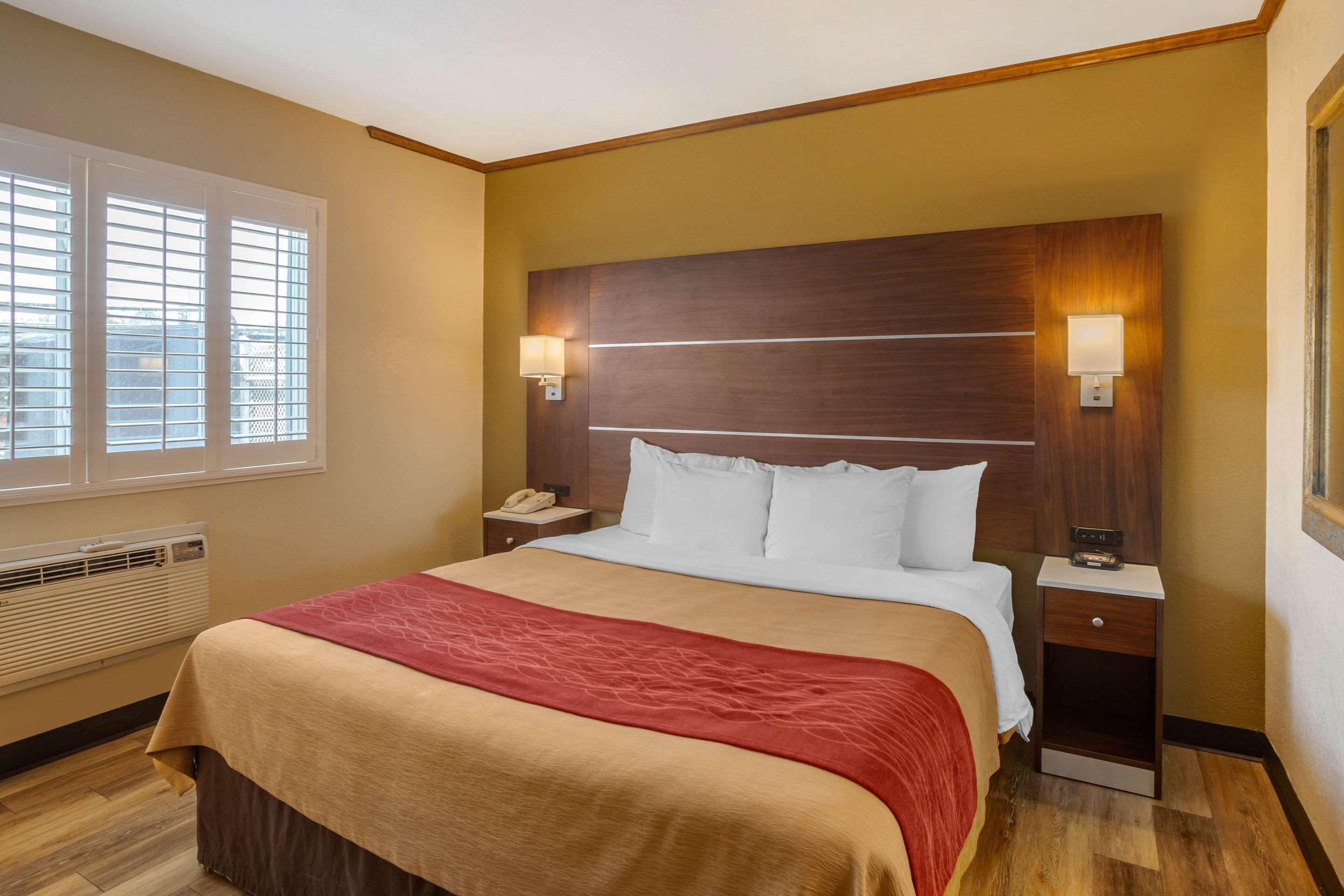 Comfort Inn San Diego Airport At The Harbor Екстериор снимка