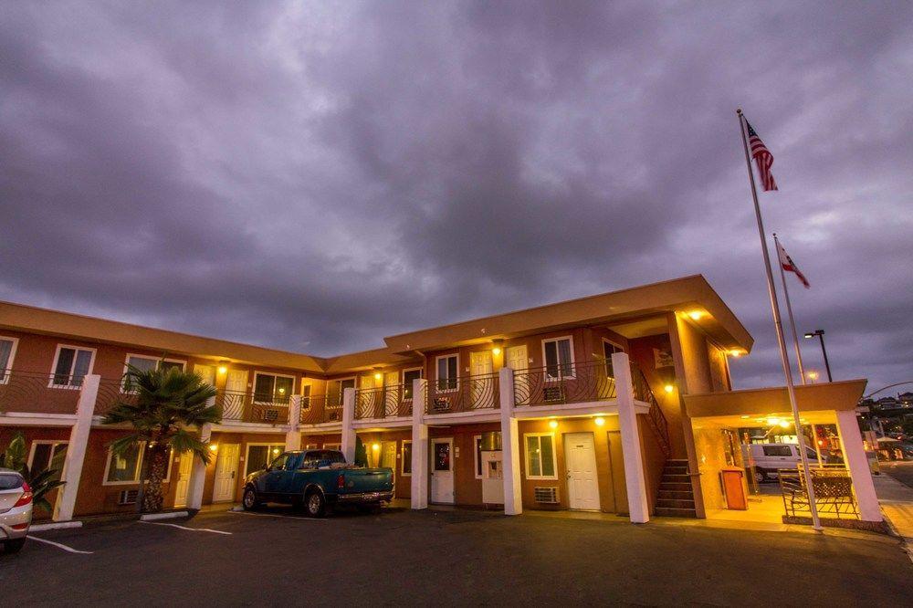 Comfort Inn San Diego Airport At The Harbor Екстериор снимка