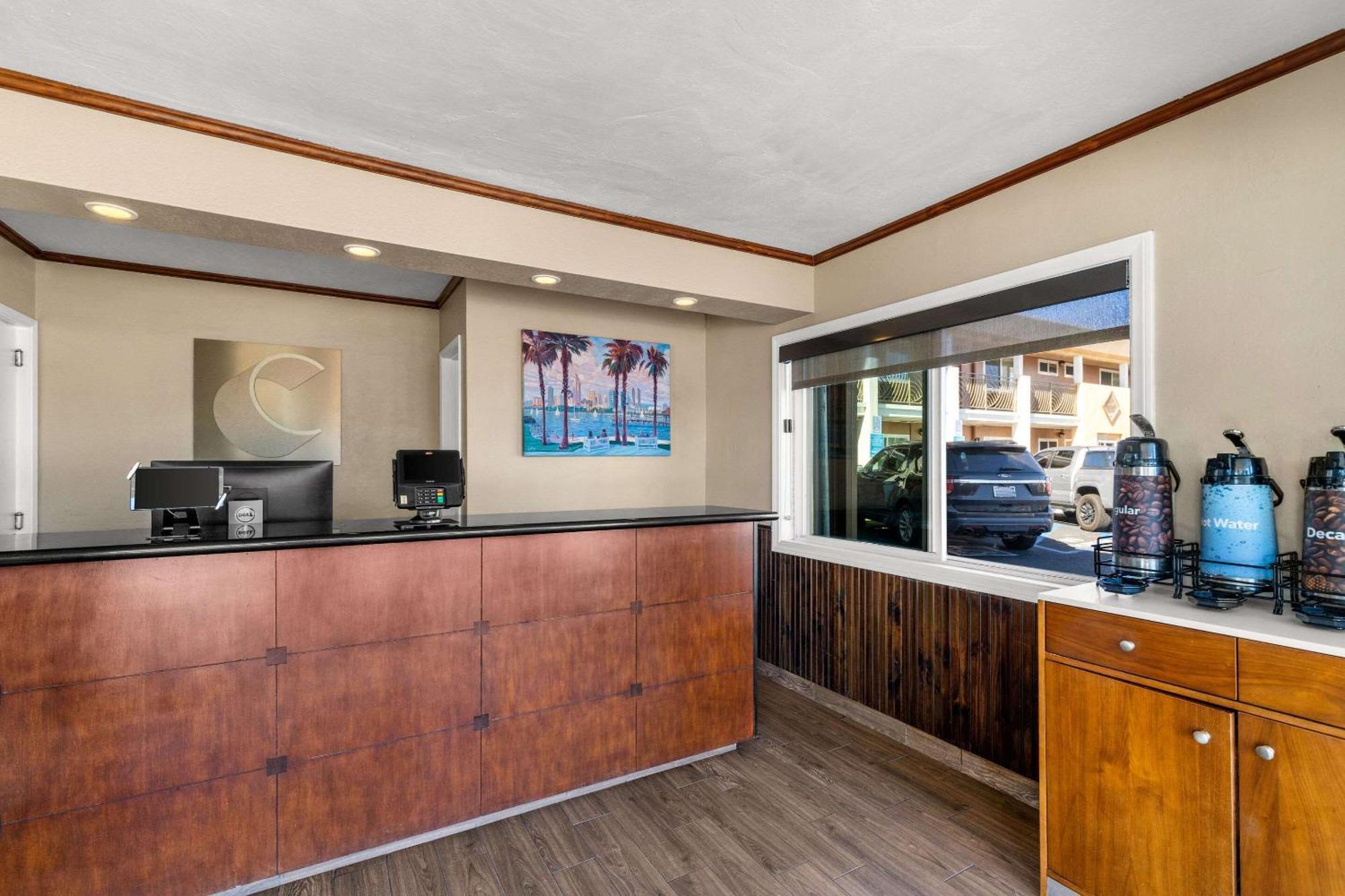 Comfort Inn San Diego Airport At The Harbor Екстериор снимка